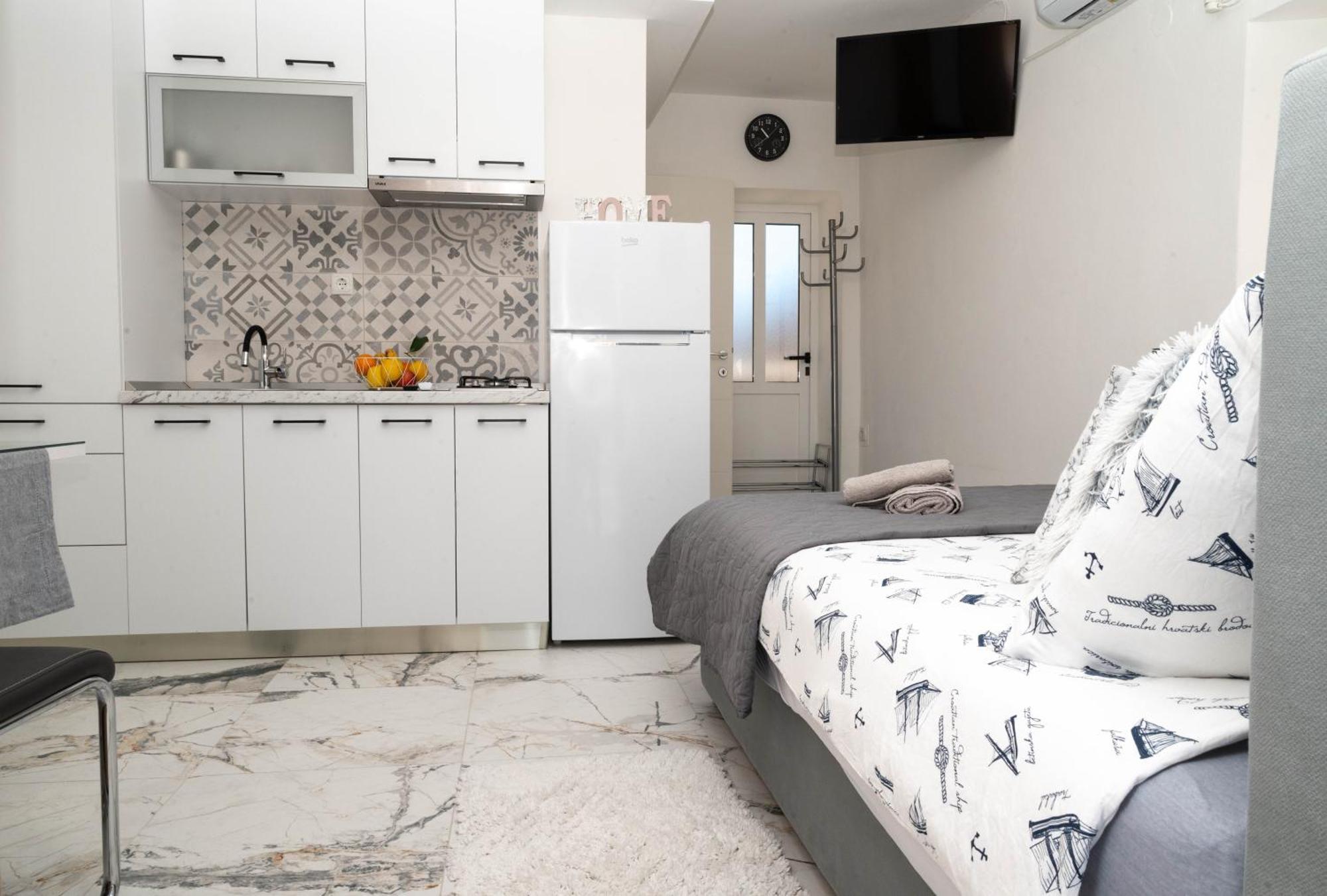 Guest House Ivona Split Exterior foto